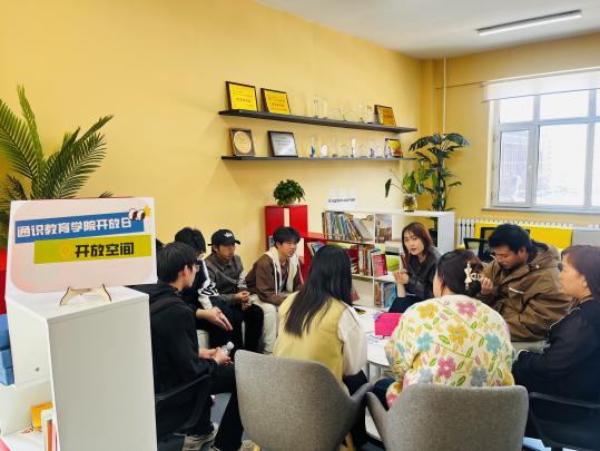 我校通識教育學院開放日 一站式教育咨詢服務(wù)引領(lǐng)學生成長